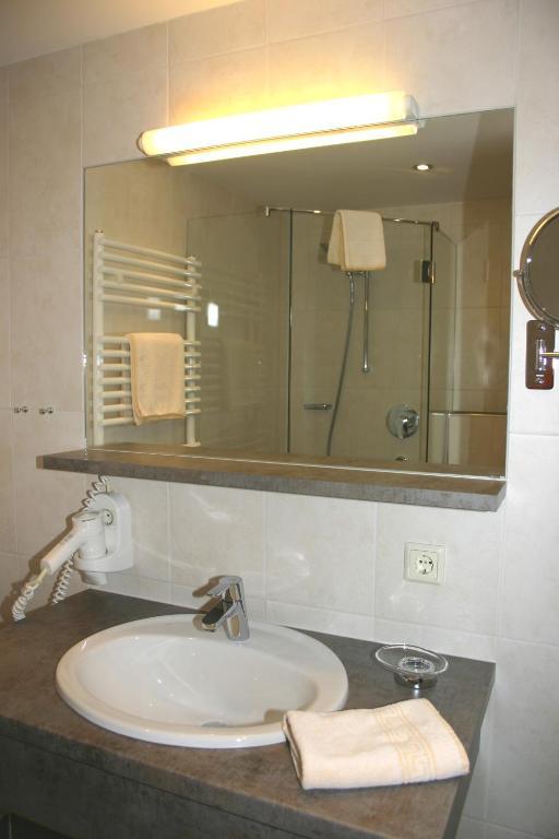 Hotel Hochland Лойташ Стая снимка