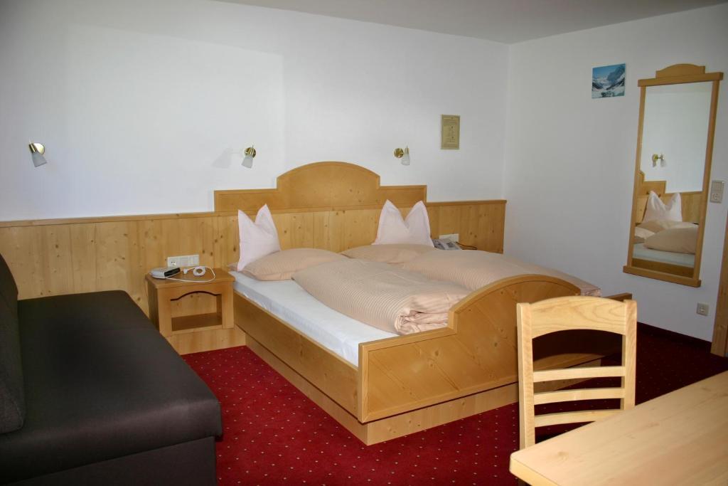 Hotel Hochland Лойташ Стая снимка