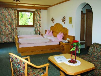 Hotel Hochland Лойташ Екстериор снимка